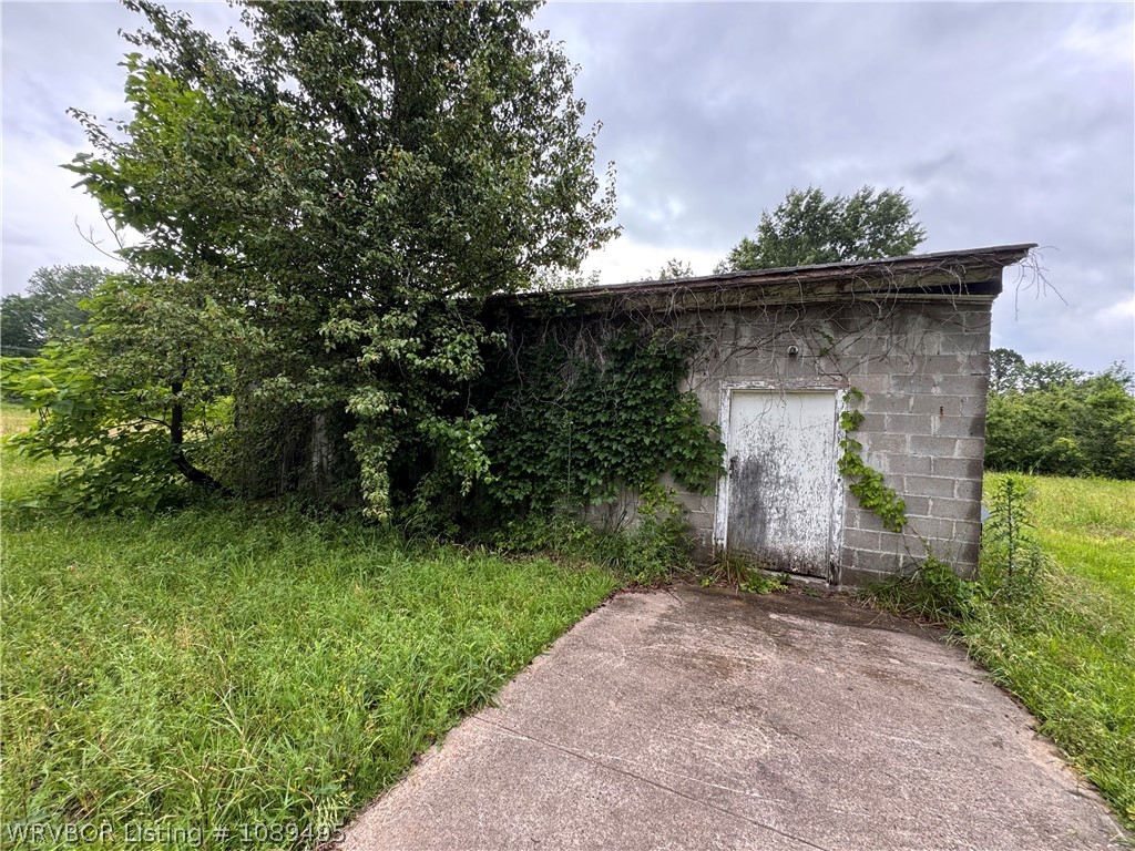 main property photo 0