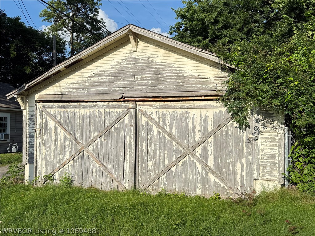 main property photo 26