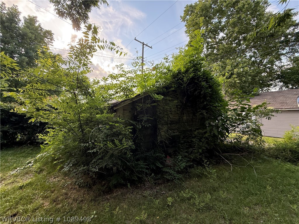 main property photo 7