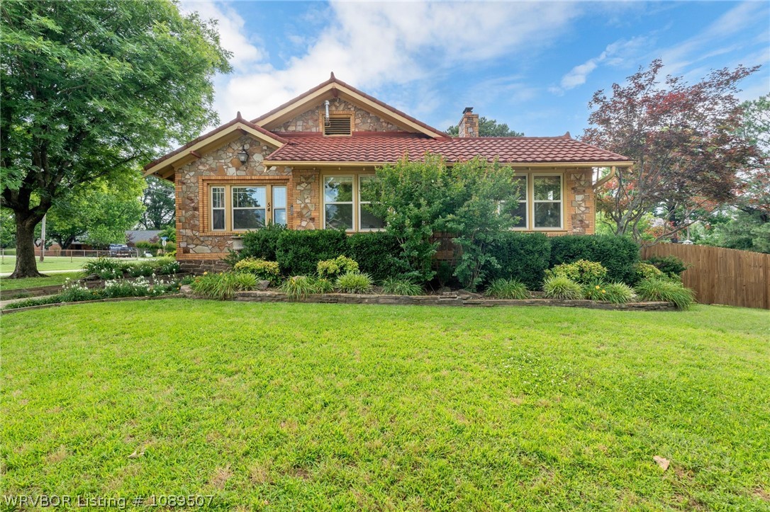 main property photo 1