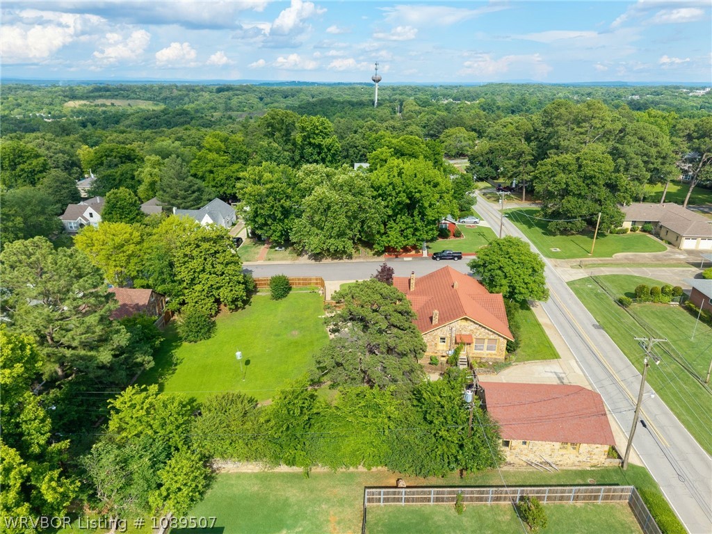 main property photo 16