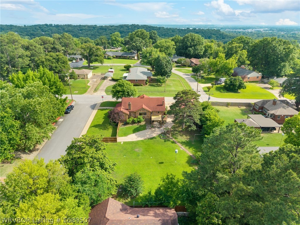 main property photo 17