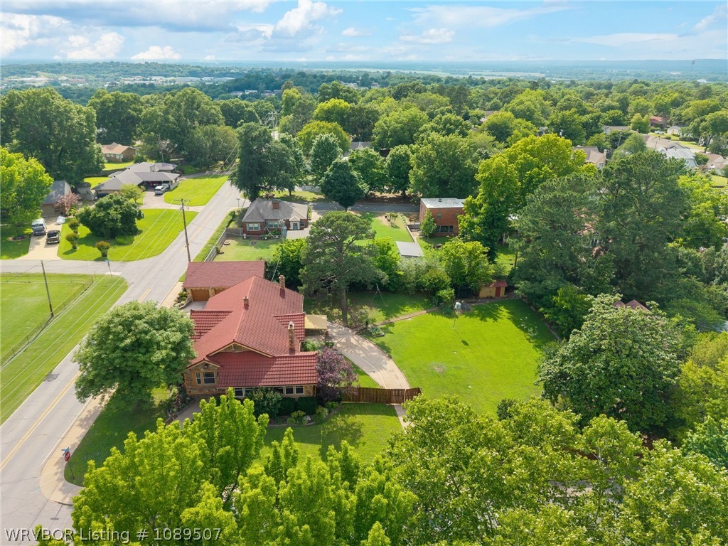 main property photo 18