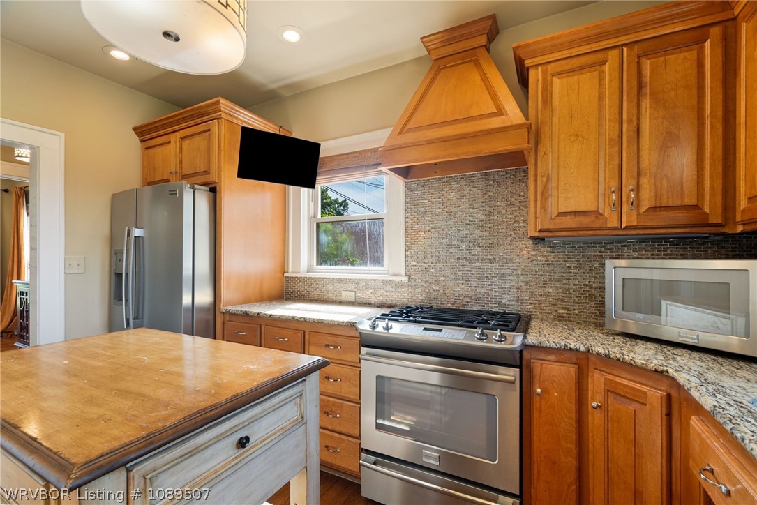 main property photo 26