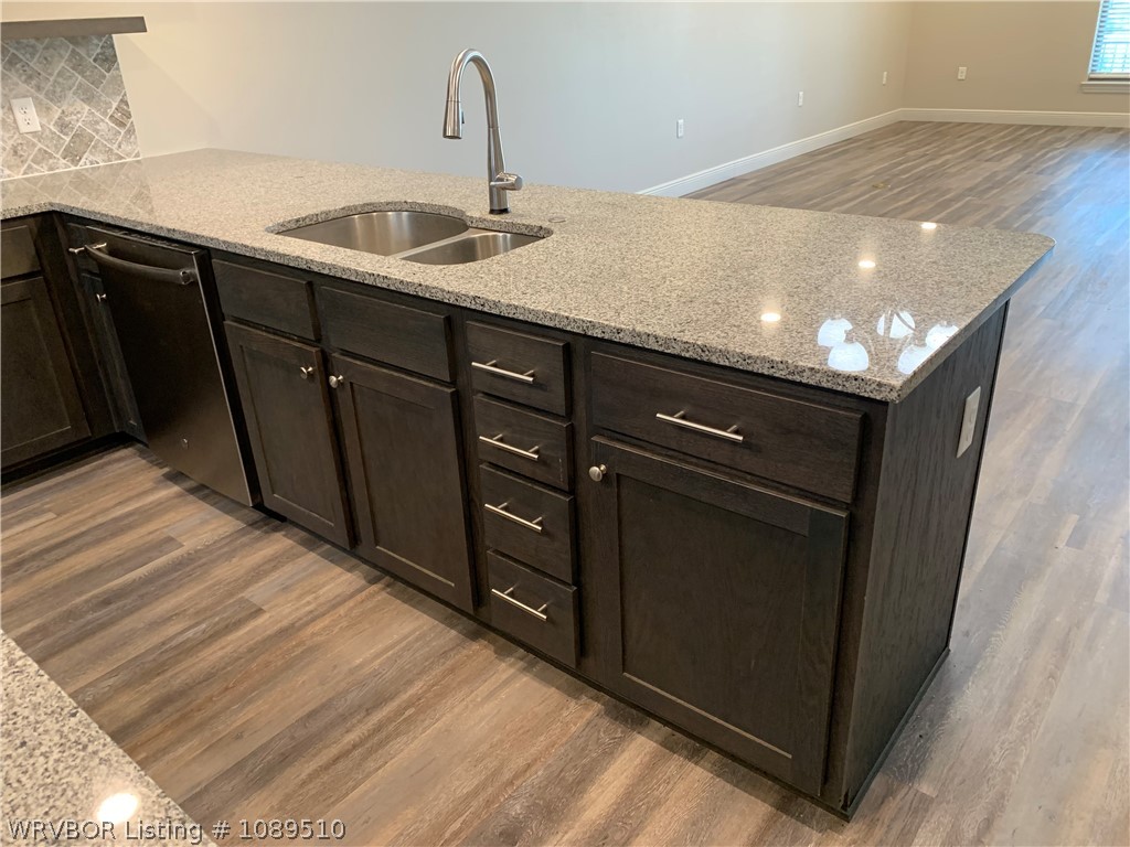 property viewer photo 17