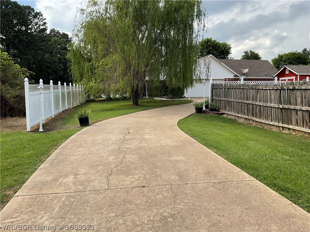 main property photo 15