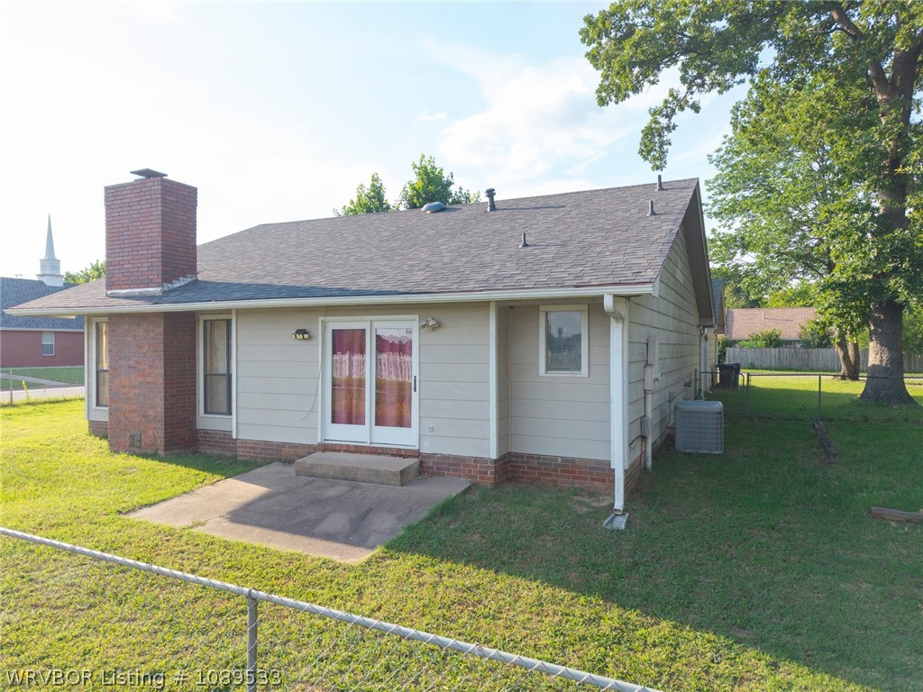 main property photo 26