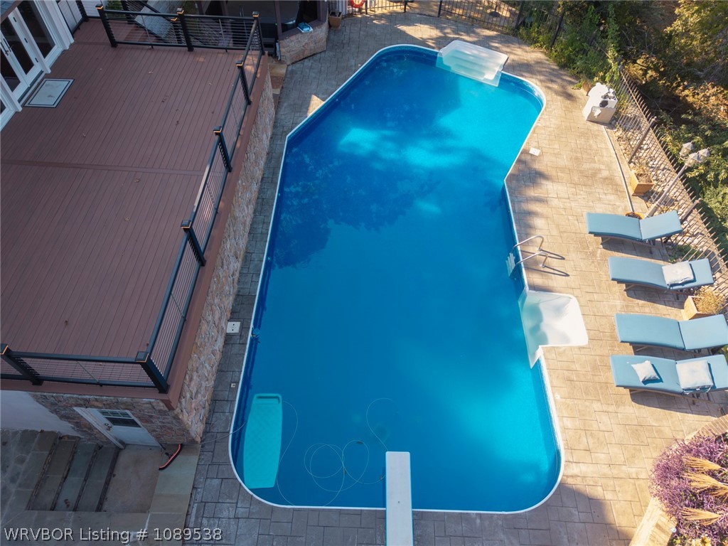 main property photo 36
