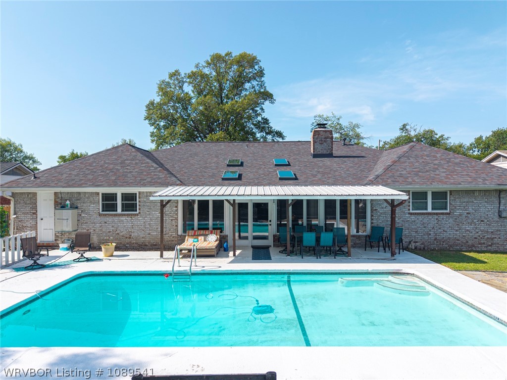 main property photo 4