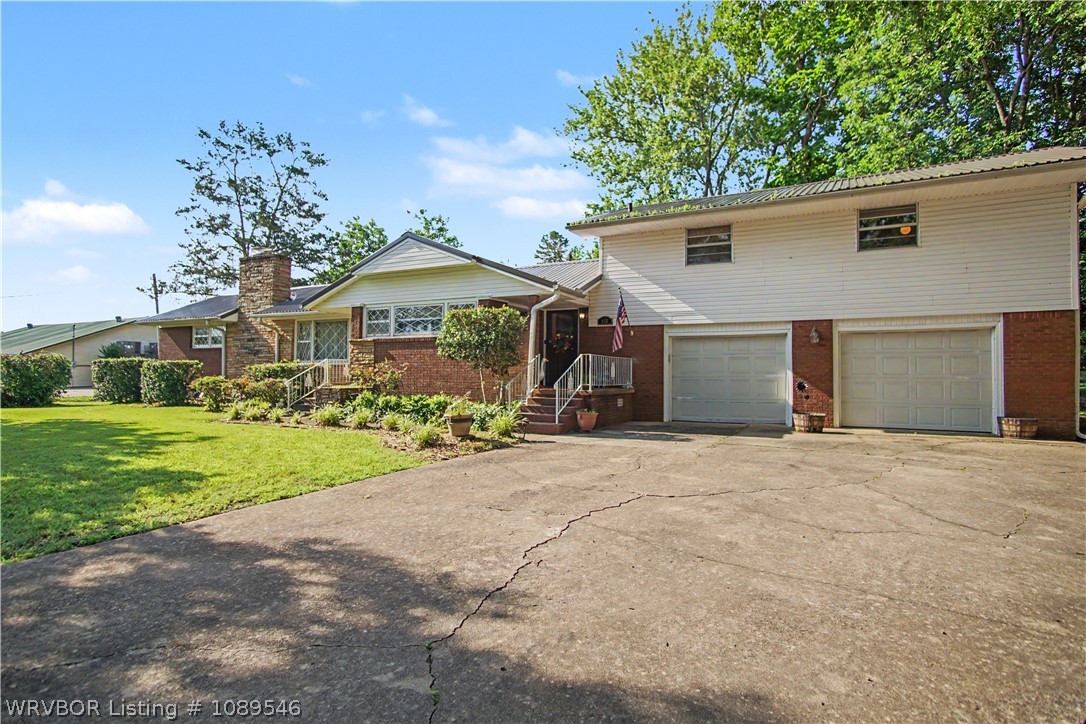 main property photo 40