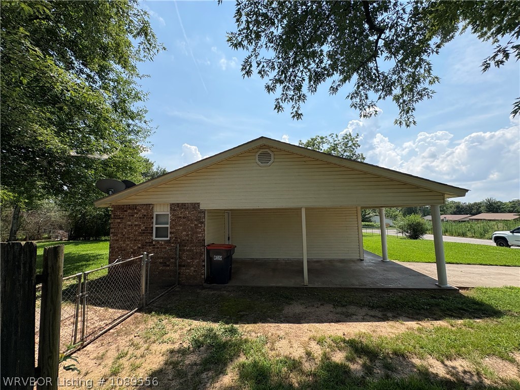 main property photo 21
