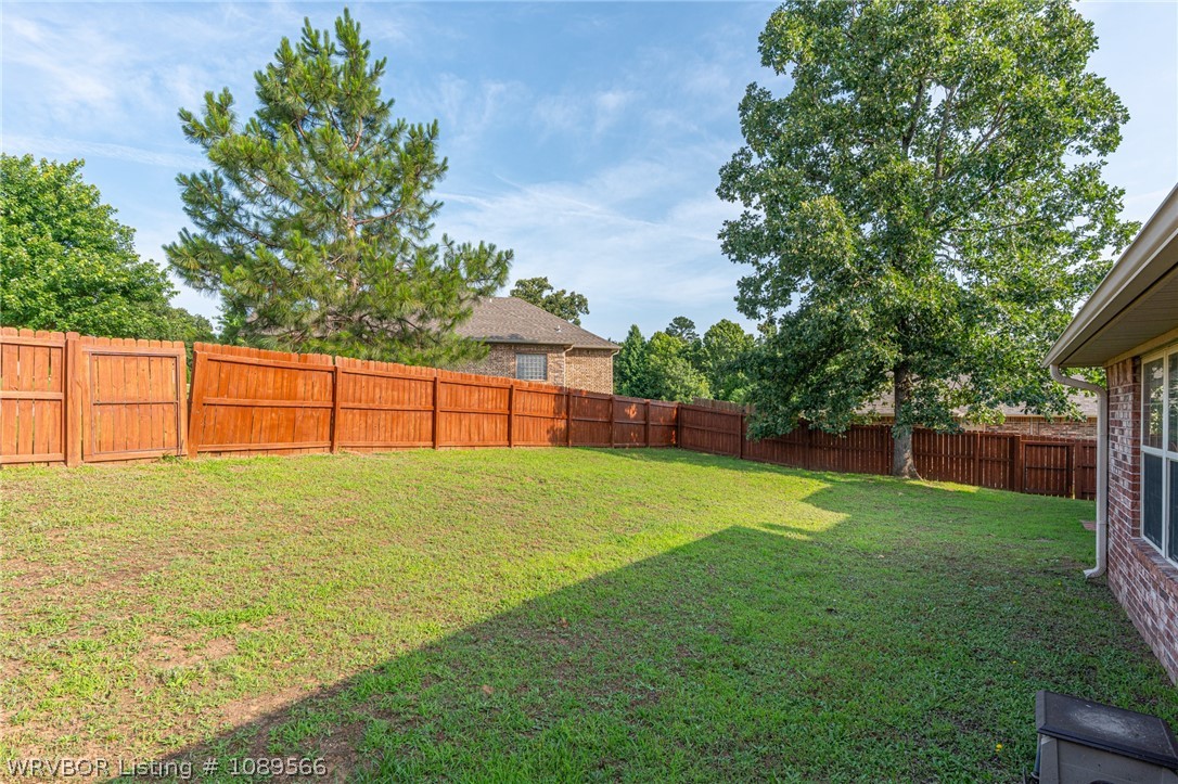 main property photo 50