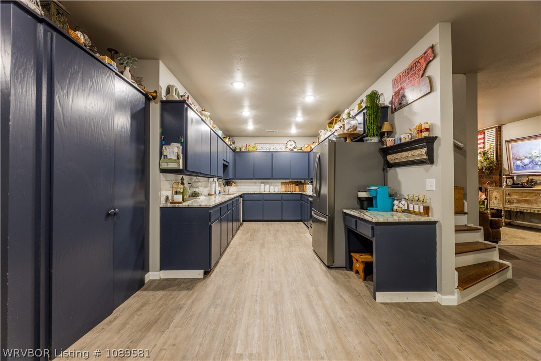 main property photo 15