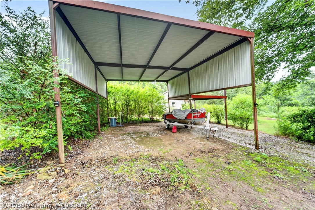 main property photo 25
