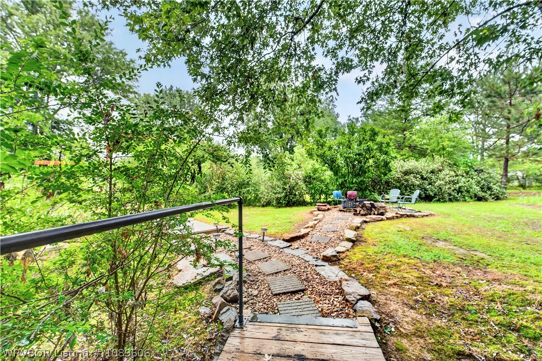 main property photo 28