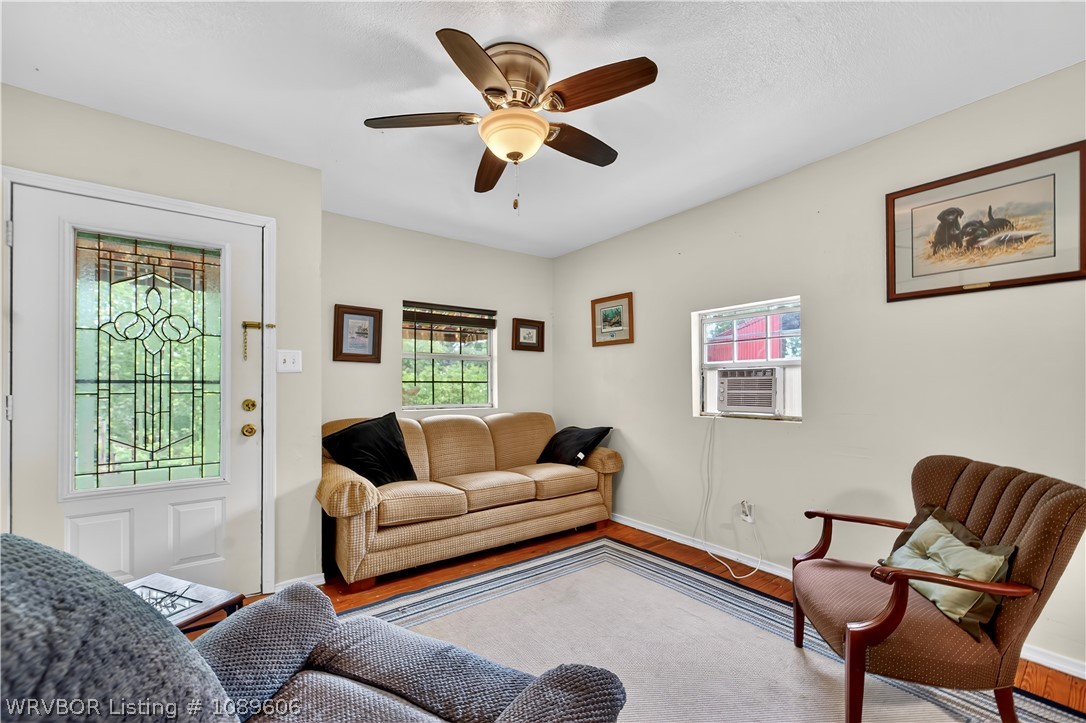 main property photo 6