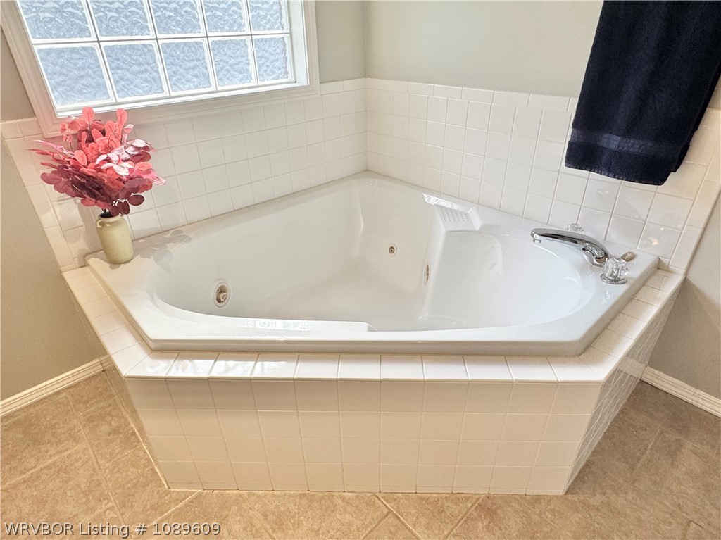 property viewer photo 20