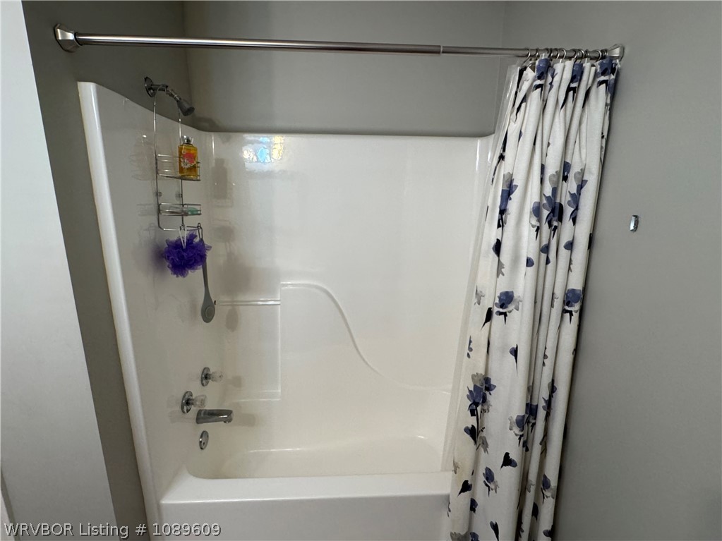 property viewer photo 24