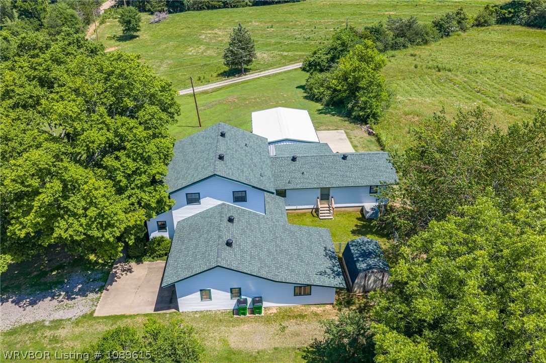 main property photo 16