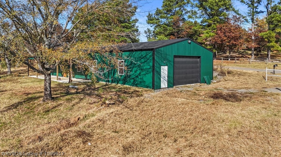 main property photo 40