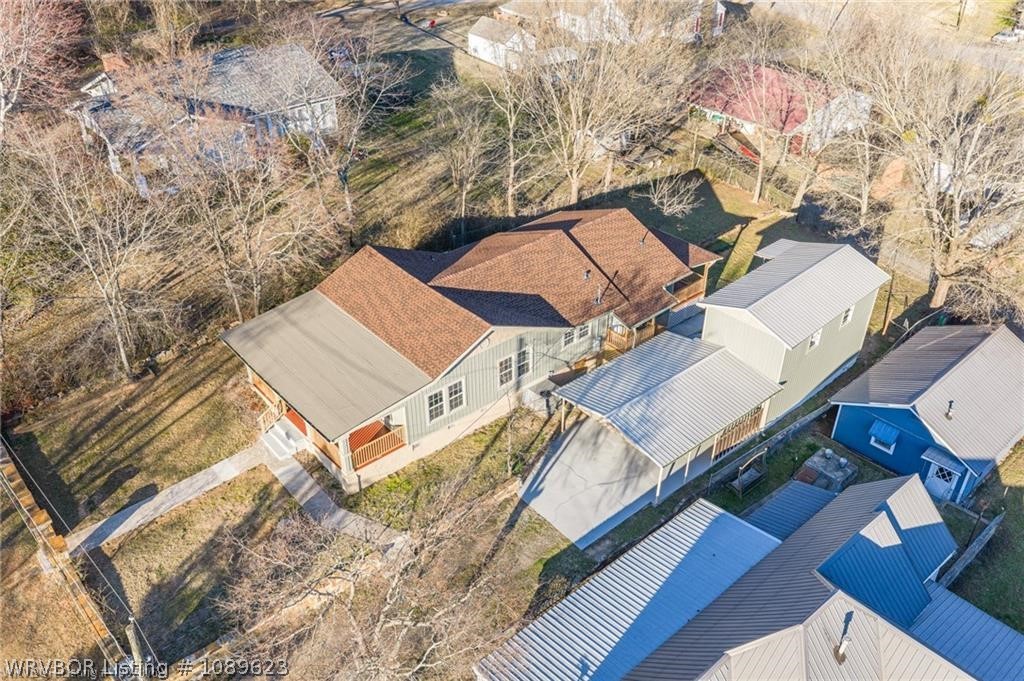 main property photo 19