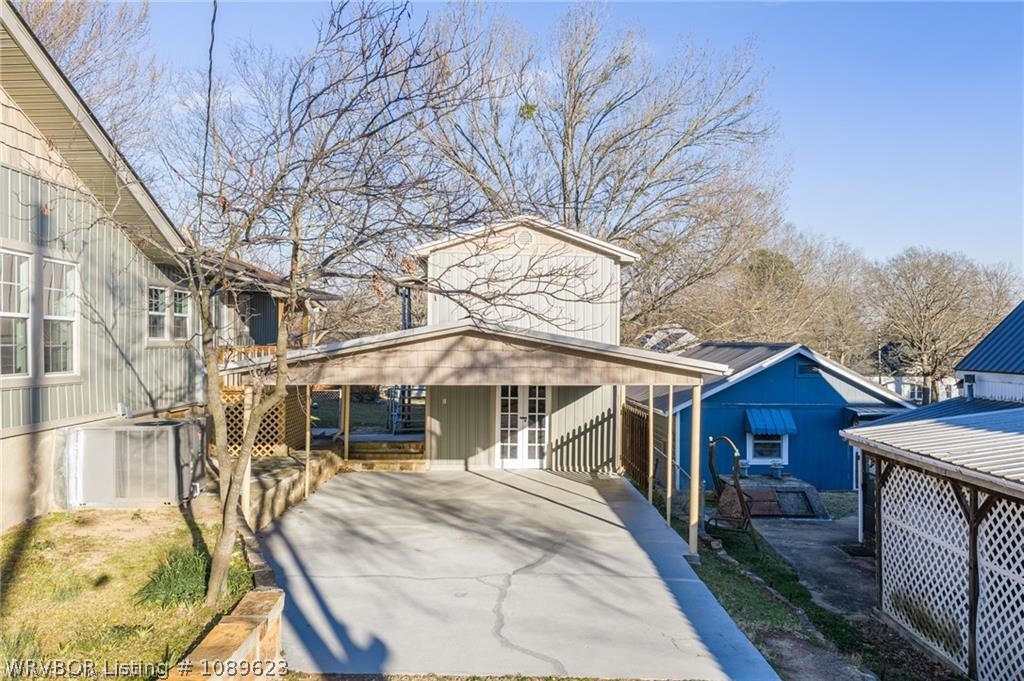 main property photo 8