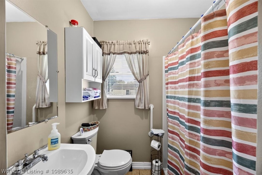 main property photo 16