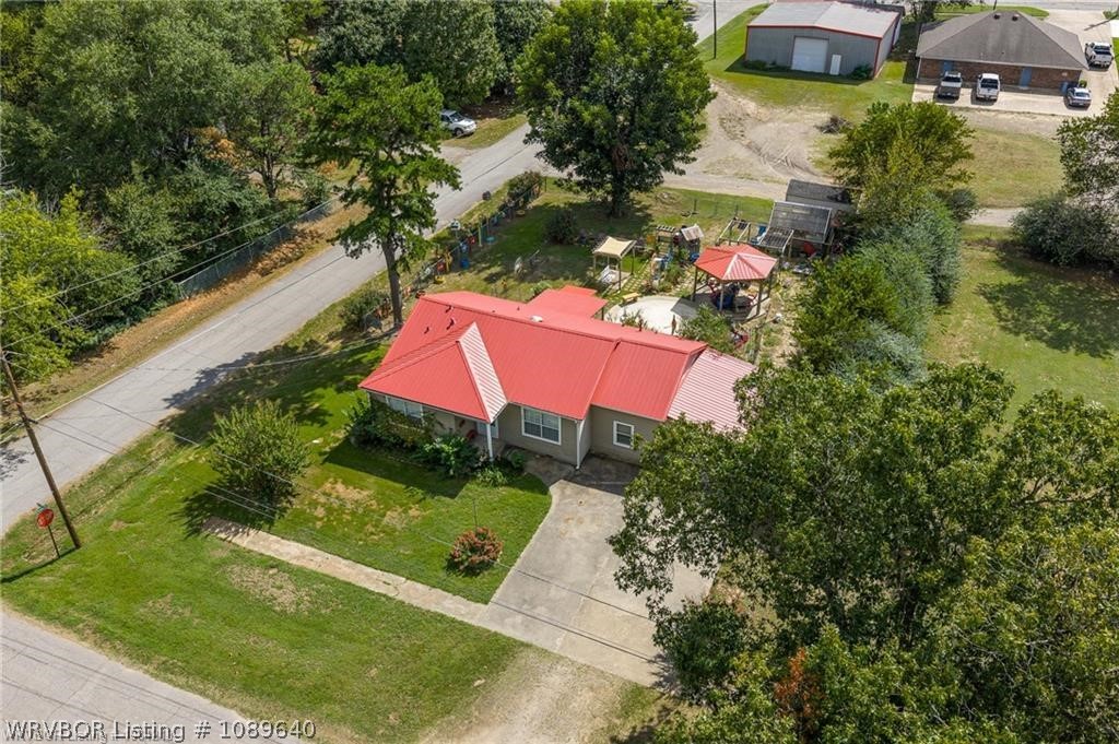 main property photo 25