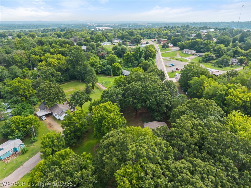 main property photo 16