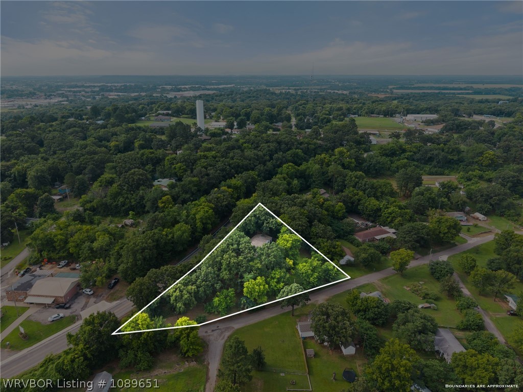 main property photo 40