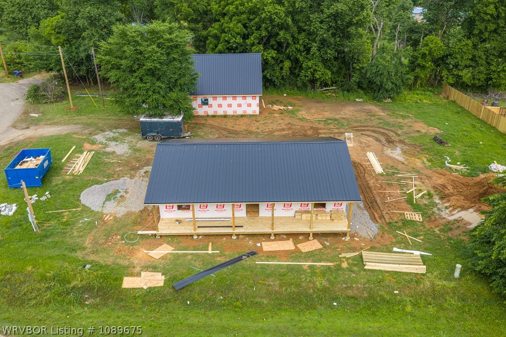 main property photo 13