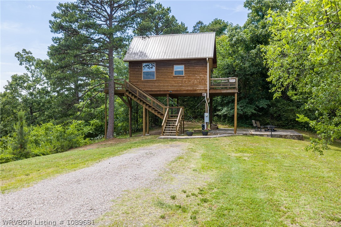 main property photo 16