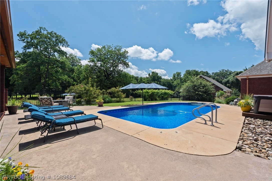 main property photo 47
