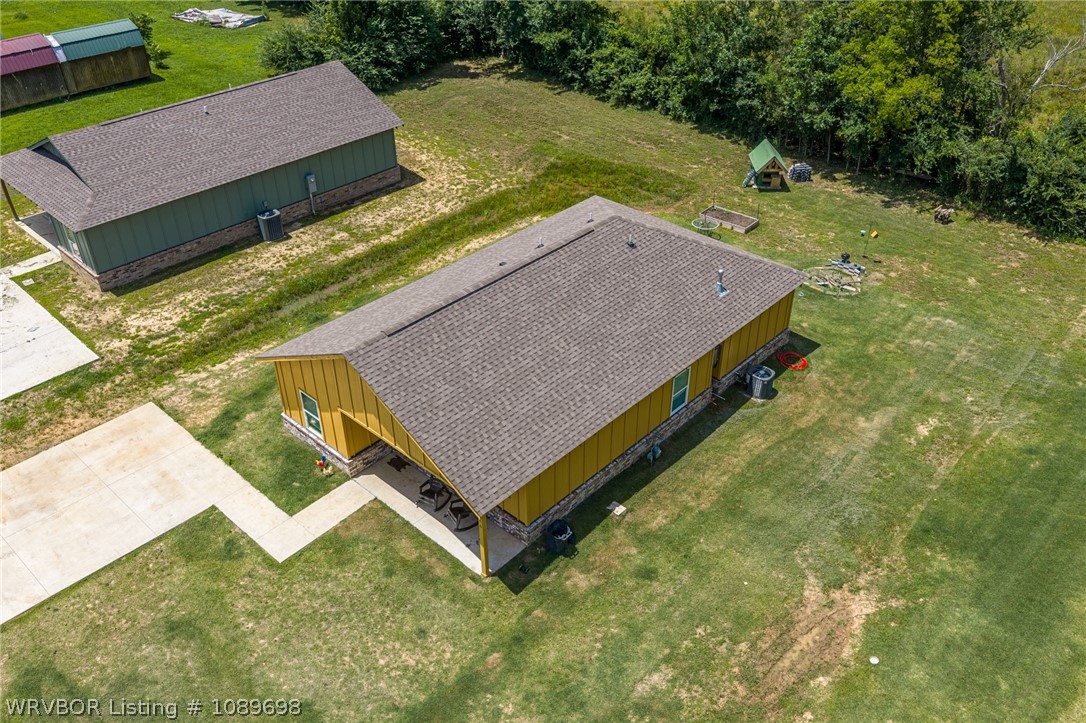 main property photo 33