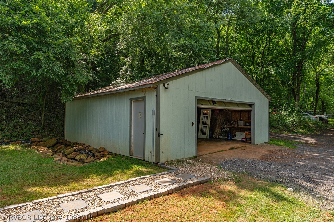 main property photo 37