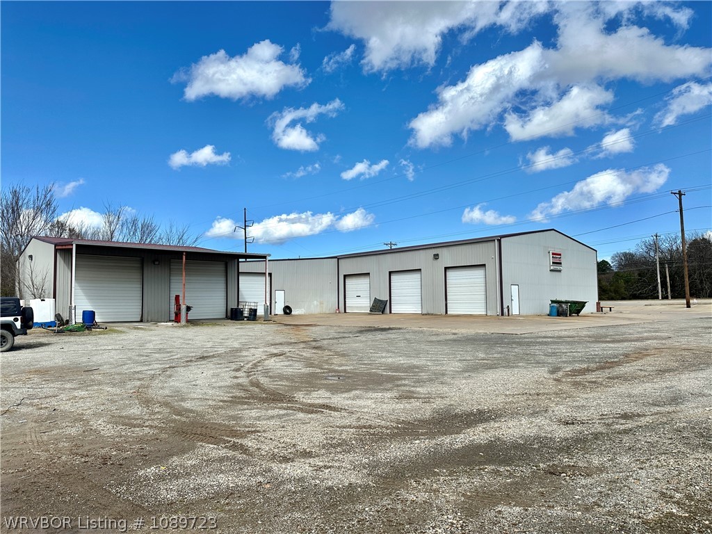 main property photo 7