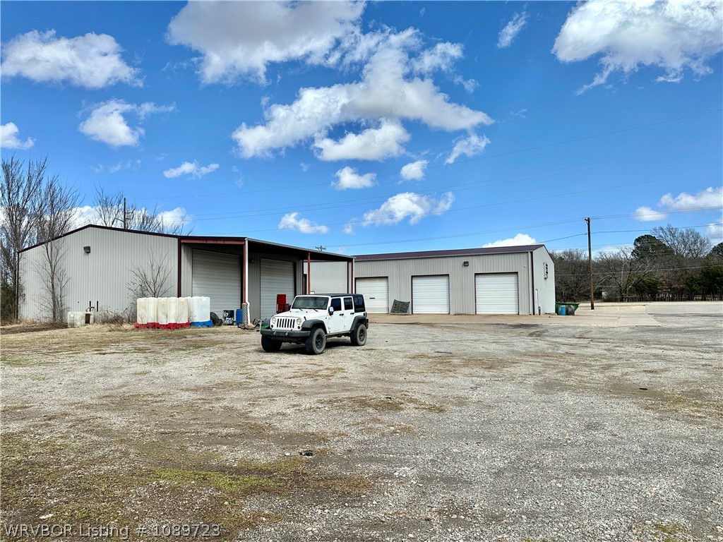 main property photo 8