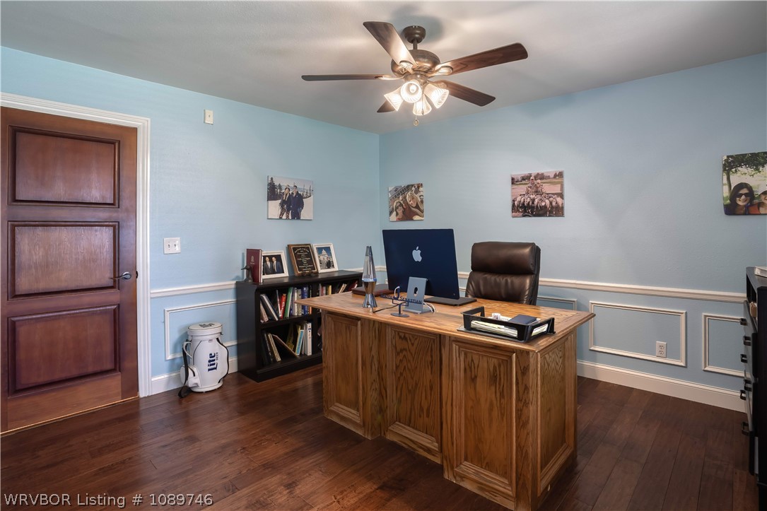 main property photo 19