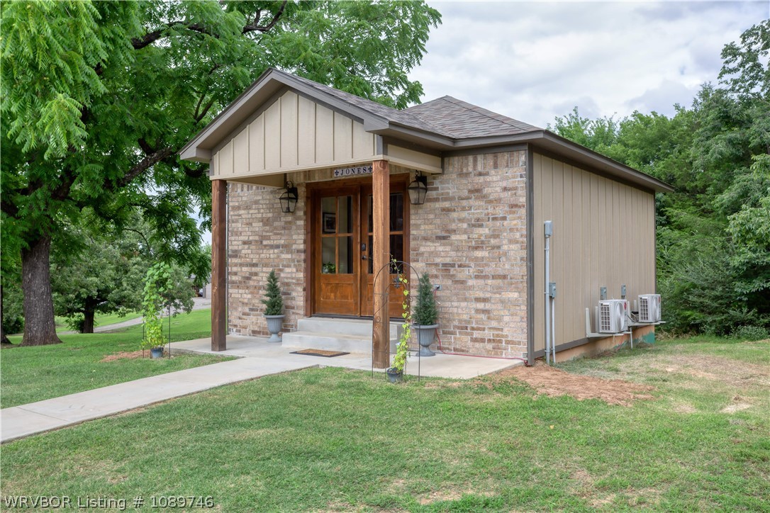 main property photo 43
