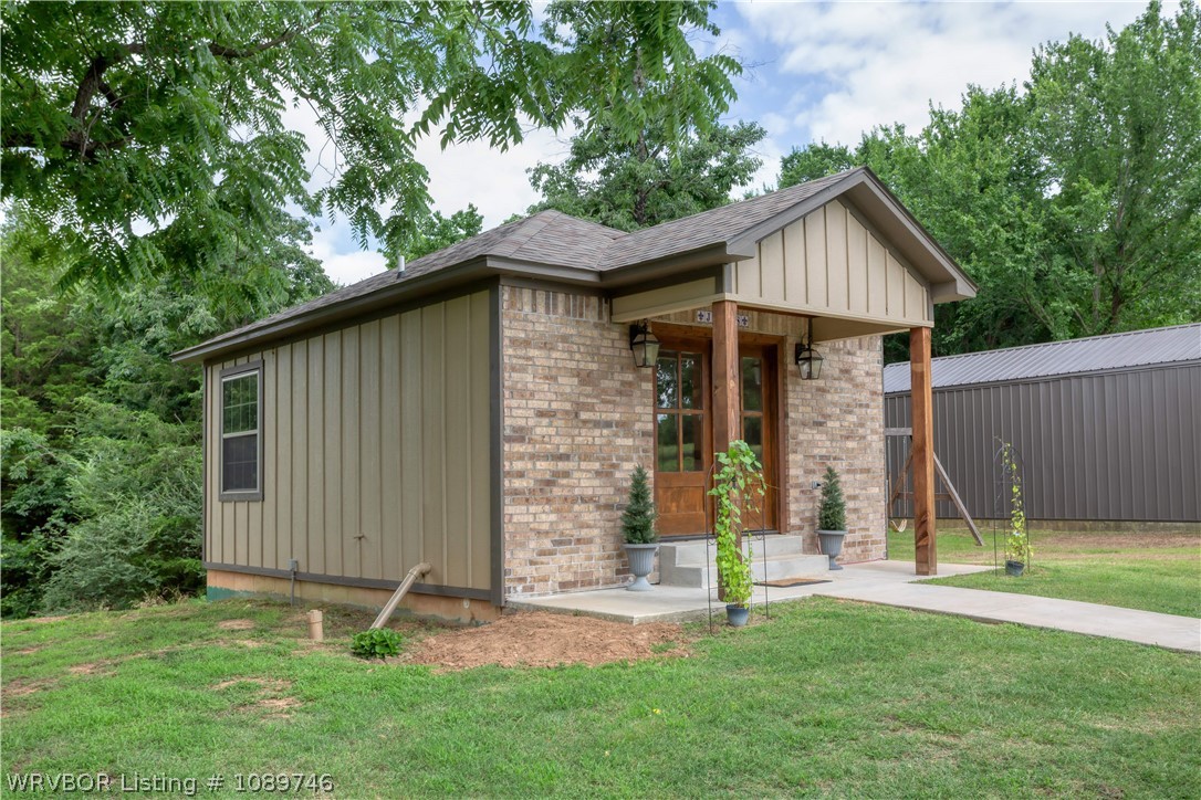 main property photo 44