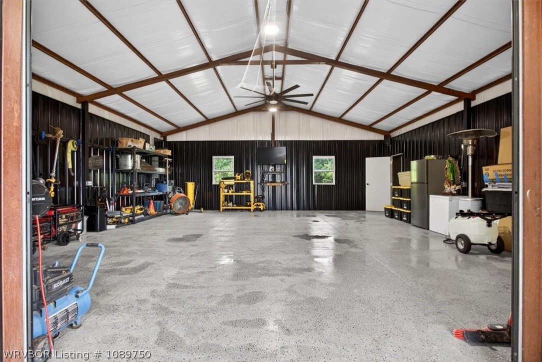 main property photo 25