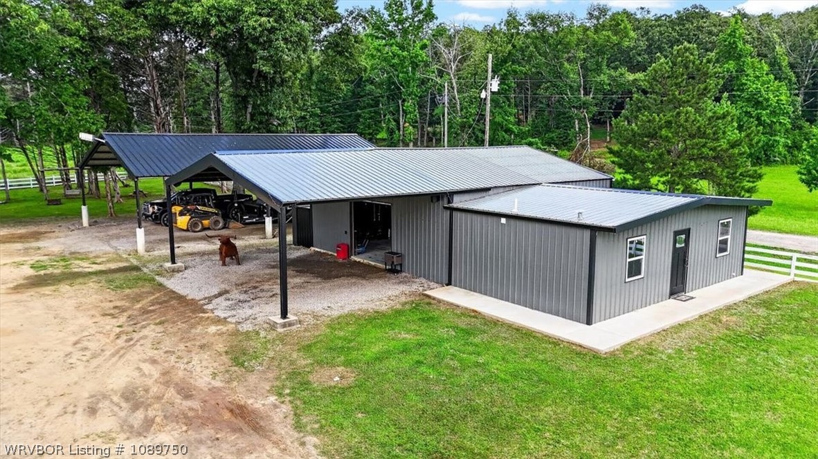 main property photo 36