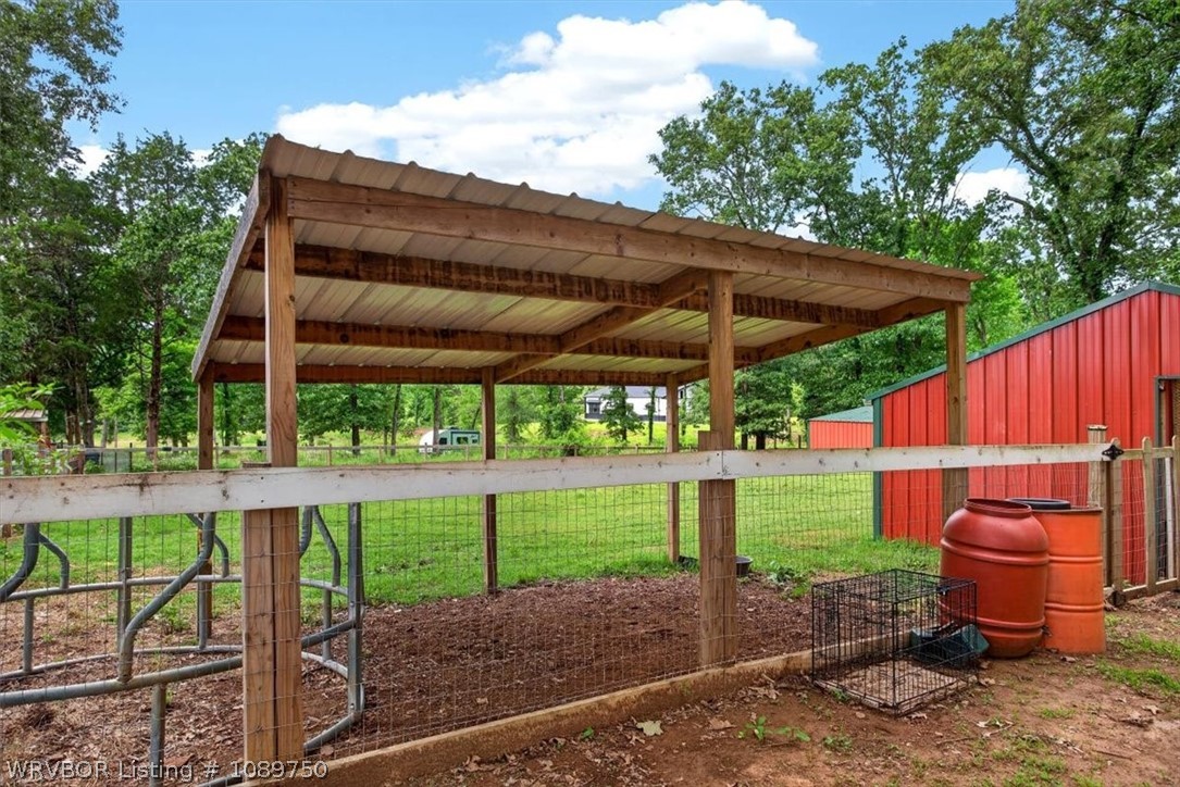 main property photo 41