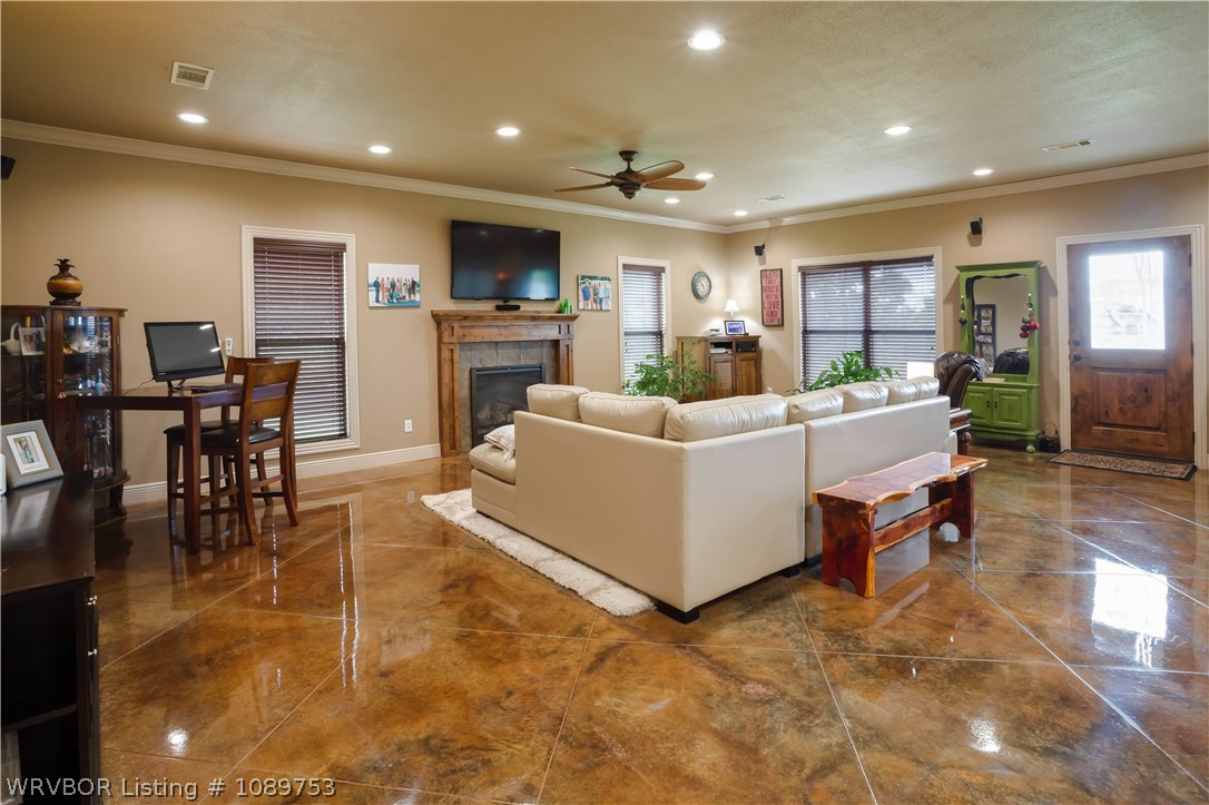 property viewer photo 10