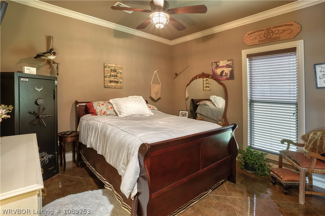 property viewer photo 25