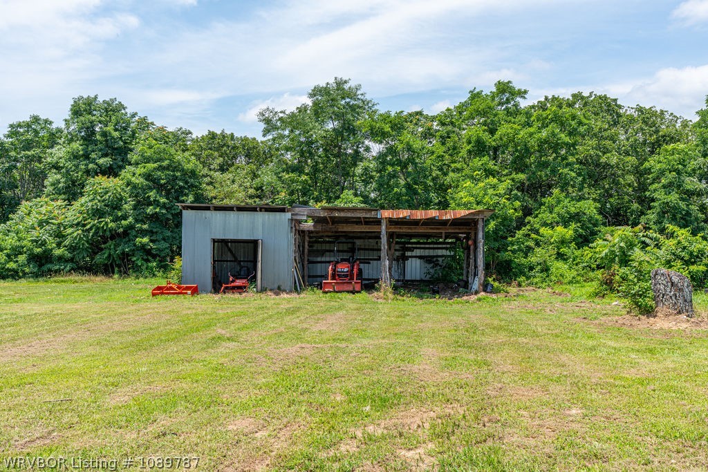 main property photo 25