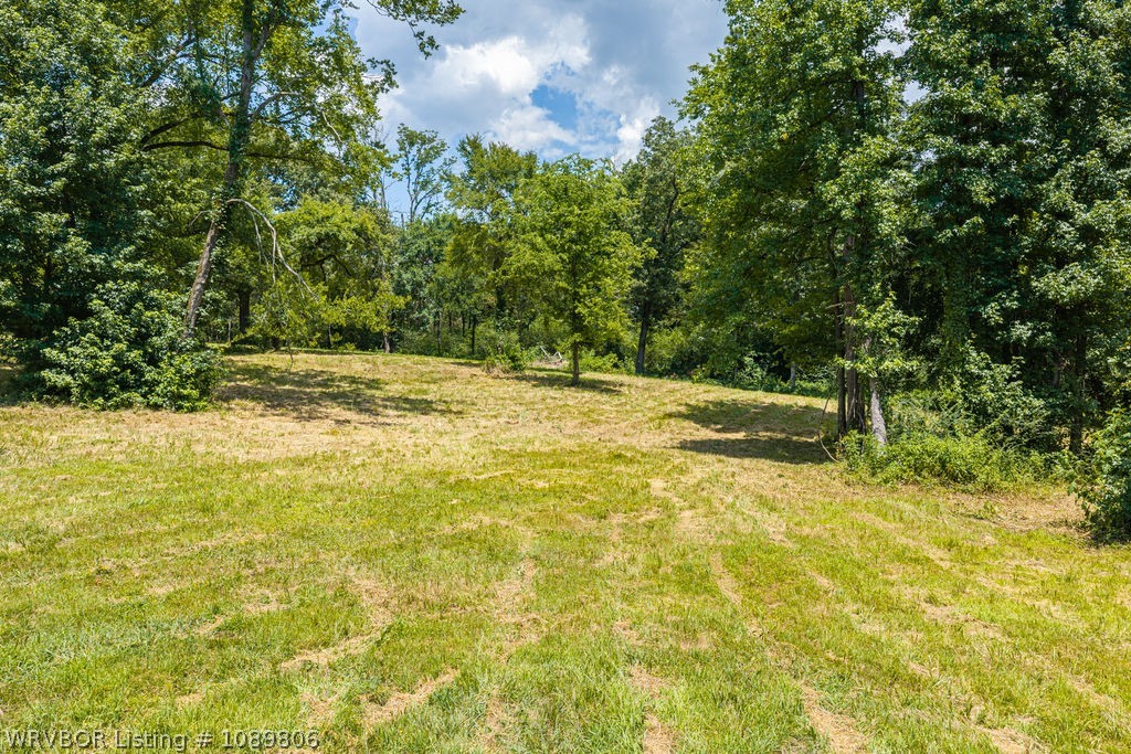 main property photo 17