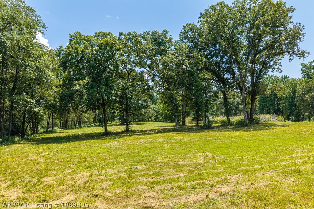 main property photo 19