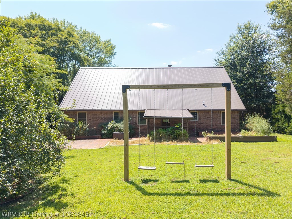main property photo 50
