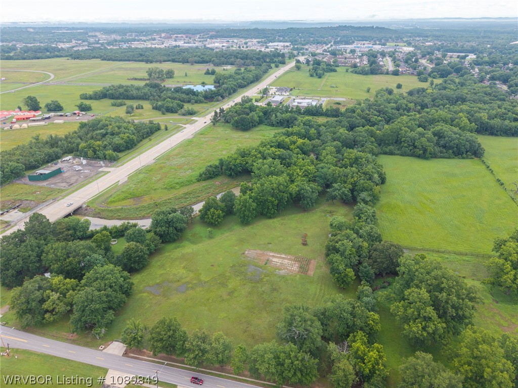 main property photo 3